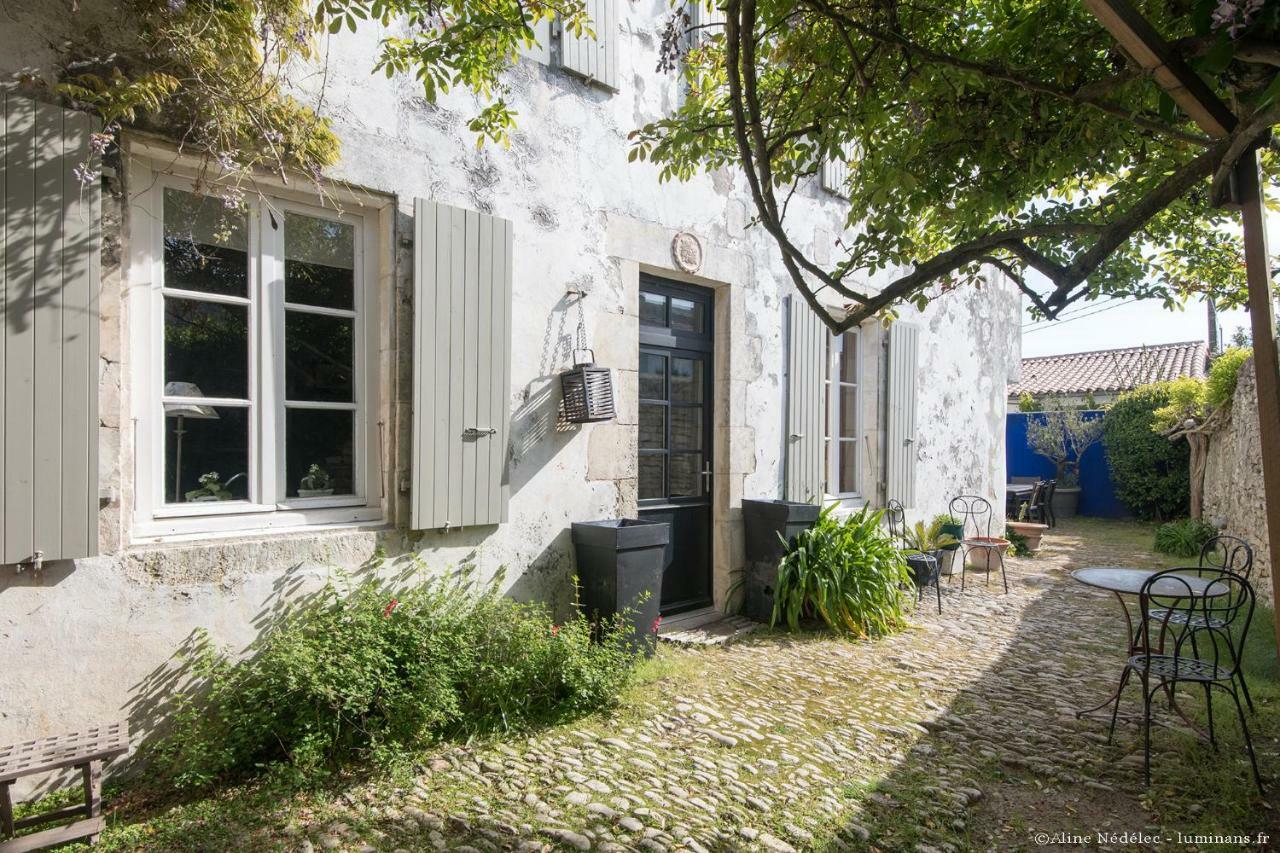 Le Clos Du Vieux Porche La Couarde-sur-Mer Kültér fotó